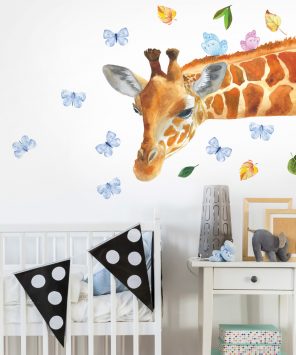Adesivo de parede girafa com borboletas