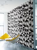 Papel de parede geométrico triângulos preto e branco