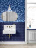 papel de parede pastilha azul royal para banheiro